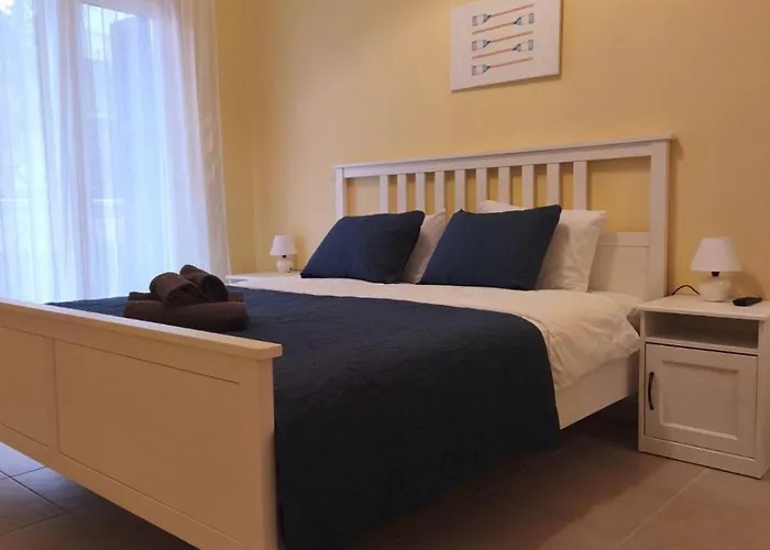 Thalora Apartmán *